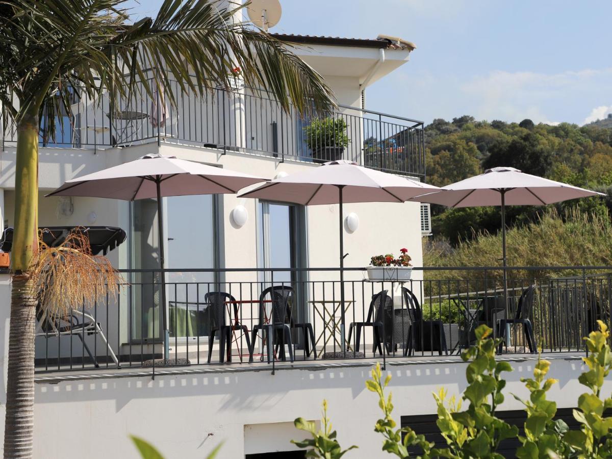 Assabinirica Bed & Breakfast Acquedolci Exterior foto